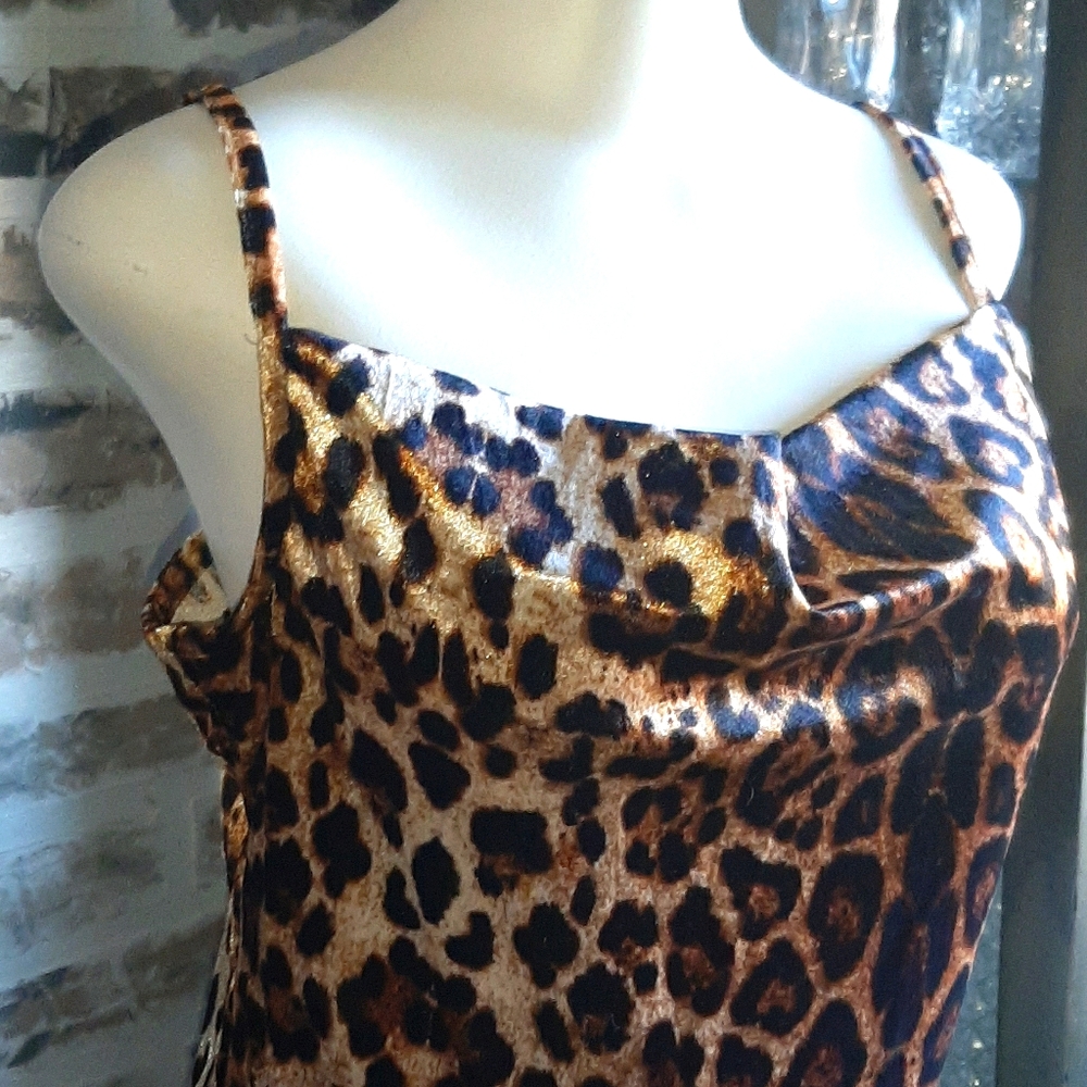 🌠madison & berkeley Camisole - Picture 3 of 9